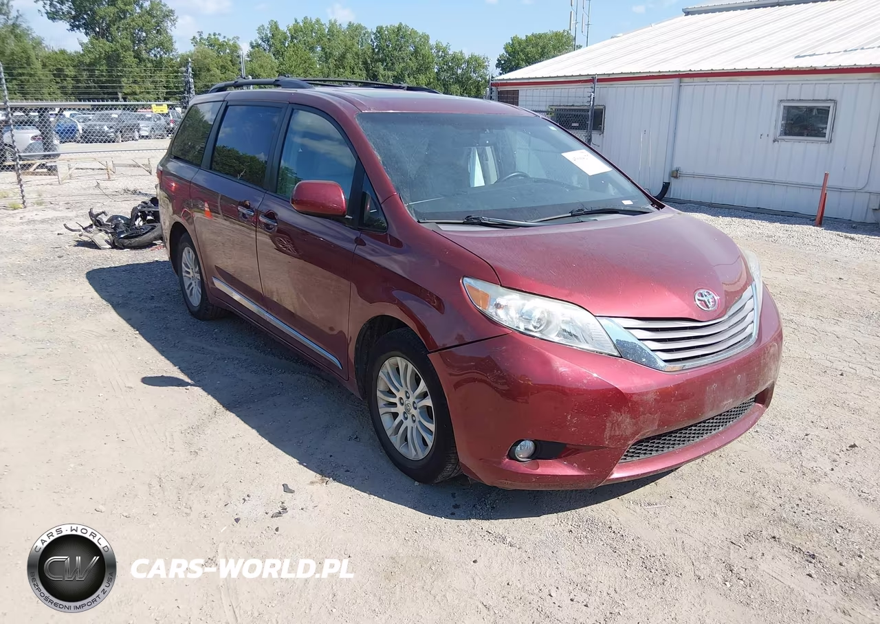 2016 Toyota Sienna Xle Premium 8 Passenger – zdjęcie 1 z 21