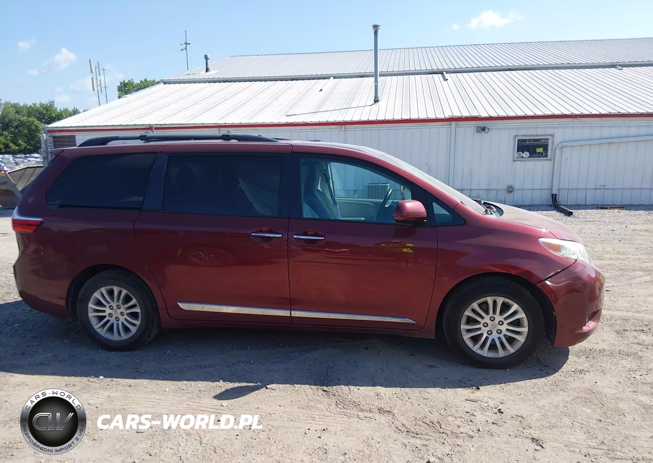 2016 Toyota Sienna Xle Premium 8 Passenger VIN:5TDYK3DC6GS741876 - 13