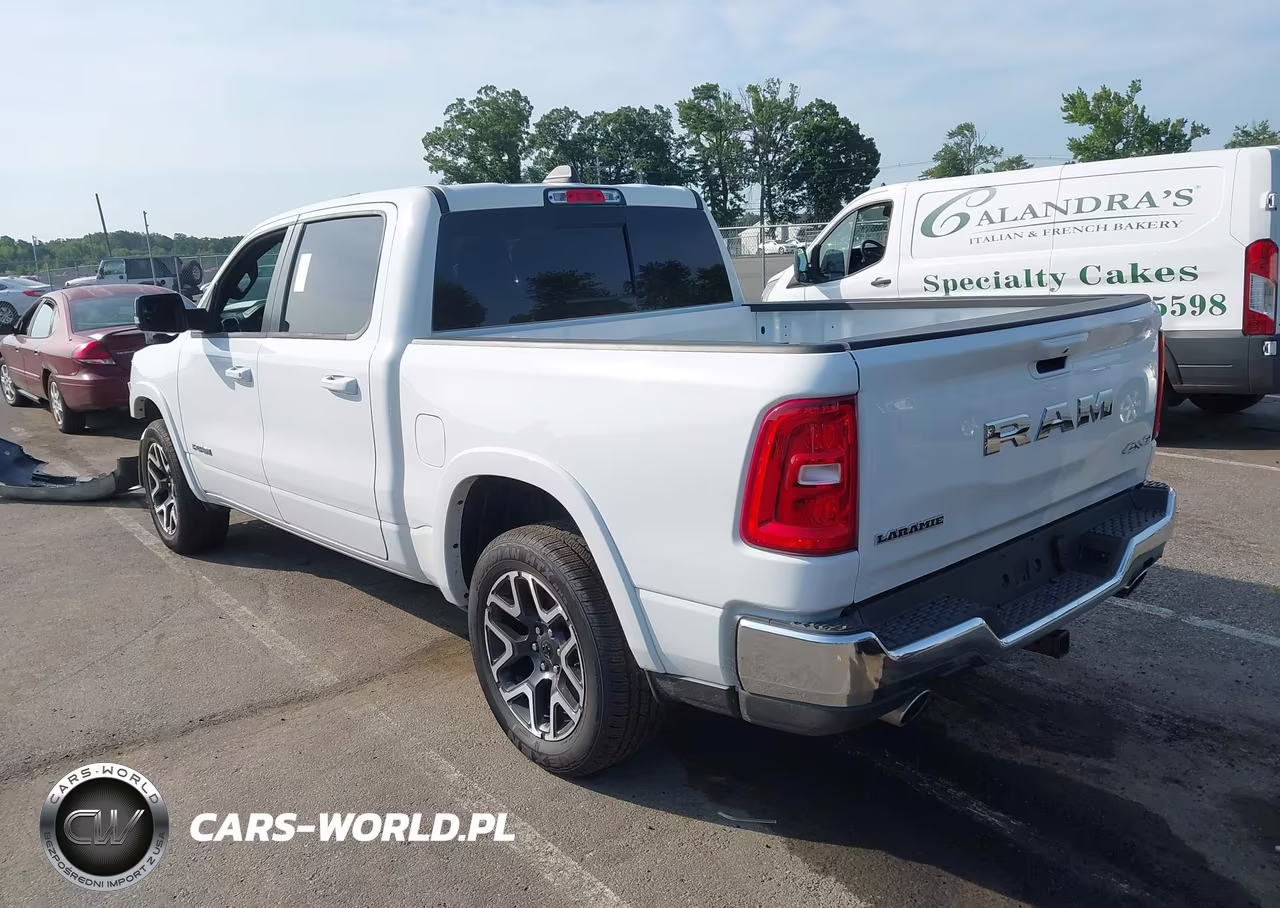 2026 Ram 1500 Laramie 4X4 5'7 Box VIN:3C6SRFJPXT4182151 - 3