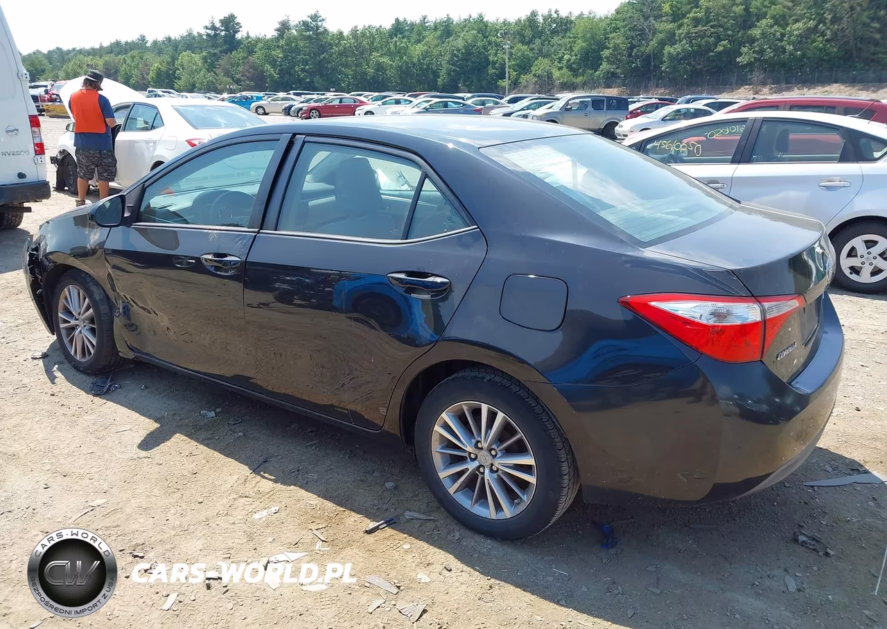 2014 Toyota Corolla Le Plus VIN:2T1BURHE1EC215028 - 3