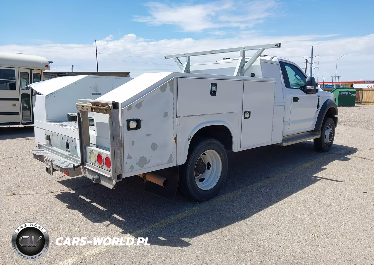 2022 Ford F-550 Chassis Xl-Xlt VIN:1FDUF5GN7NDA21003 - 4