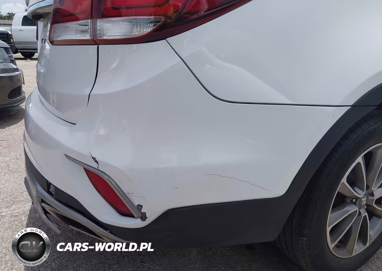 2018 Hyundai Santa Fe Se VIN:KM8SM4HF3JU286056 - 18