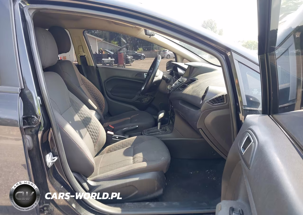 2014 Ford Fiesta Se VIN:3FADP4BJXEM211615 - 5