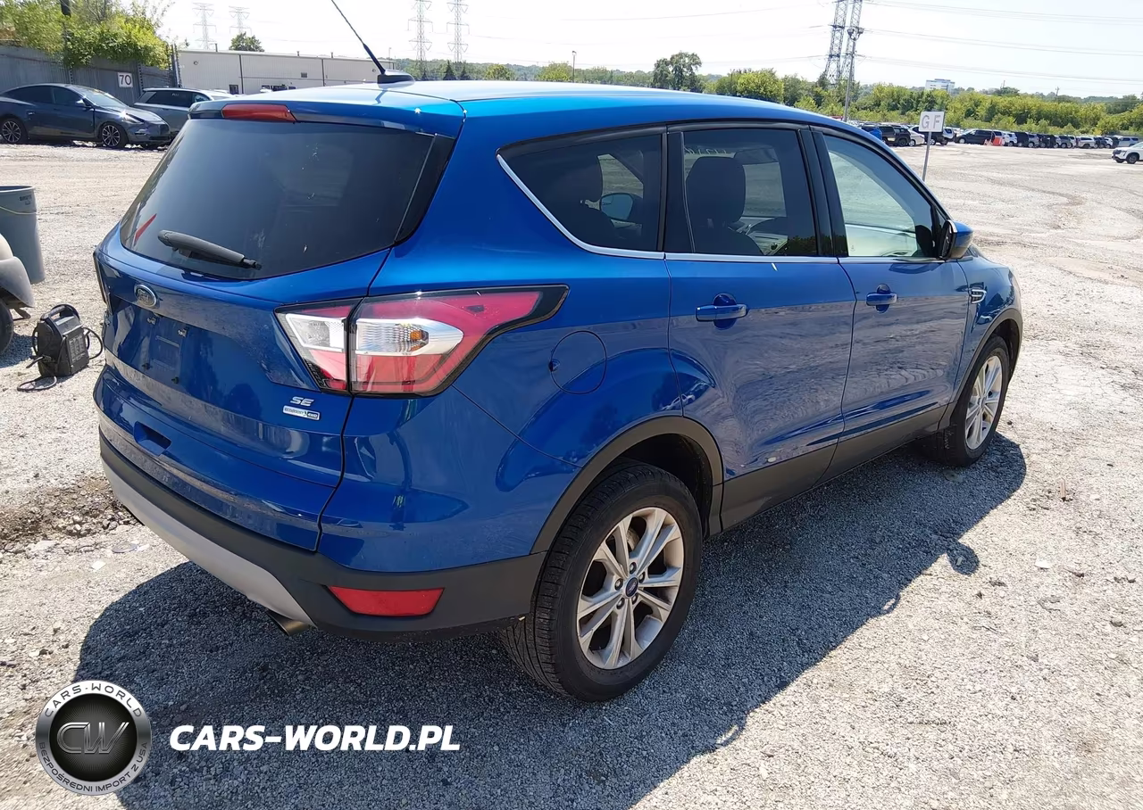 2017 Ford Escape Se VIN:1FMCU9G98HUE31180 - 4