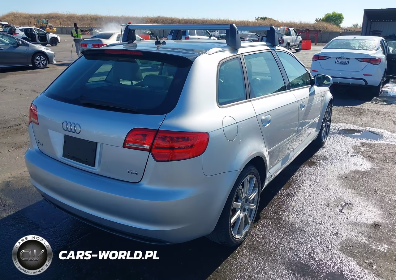 2013 Audi A3 2.0 Tdi Premium VIN:WAUKJAFM7DA015100 - 4