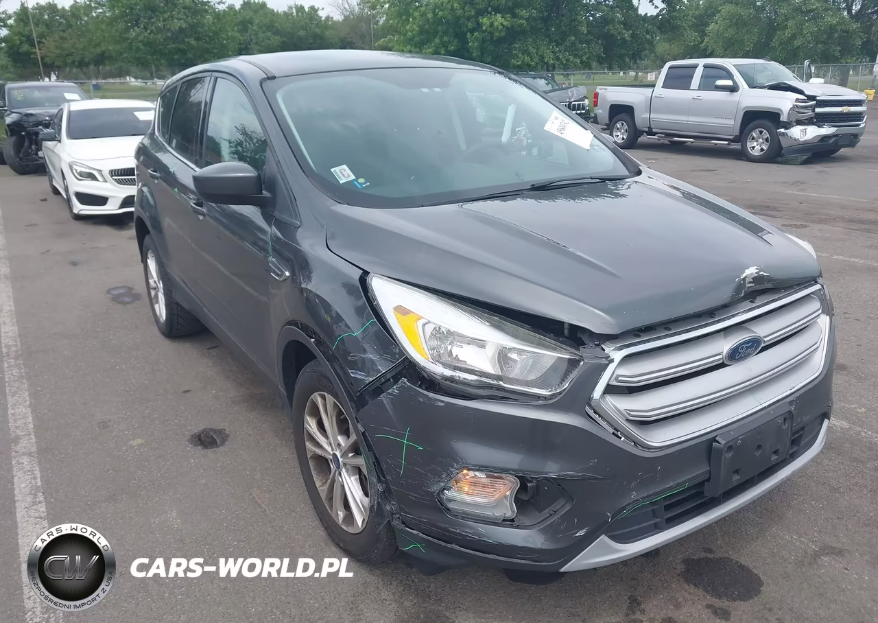 2017 Ford Escape Se VIN:1FMCU9GD7HUE82545 - 6