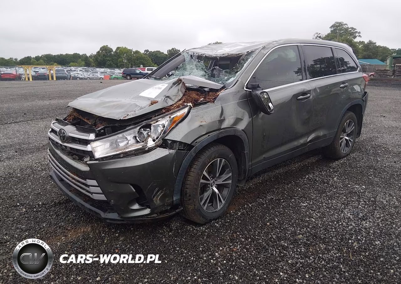 2019 Toyota Highlander Le VIN:5TDZZRFH3KS341276 - 2