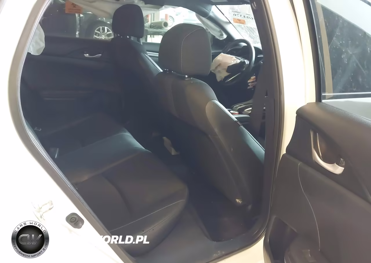 2020 Honda Civic Sport VIN:2HGFC2E82LH579117 - 8