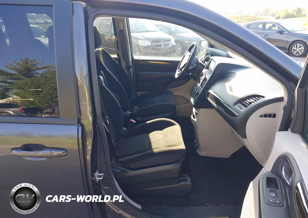 2018 Dodge Grand Caravan Se VIN:2C4RDGBG0JR313149 - 5