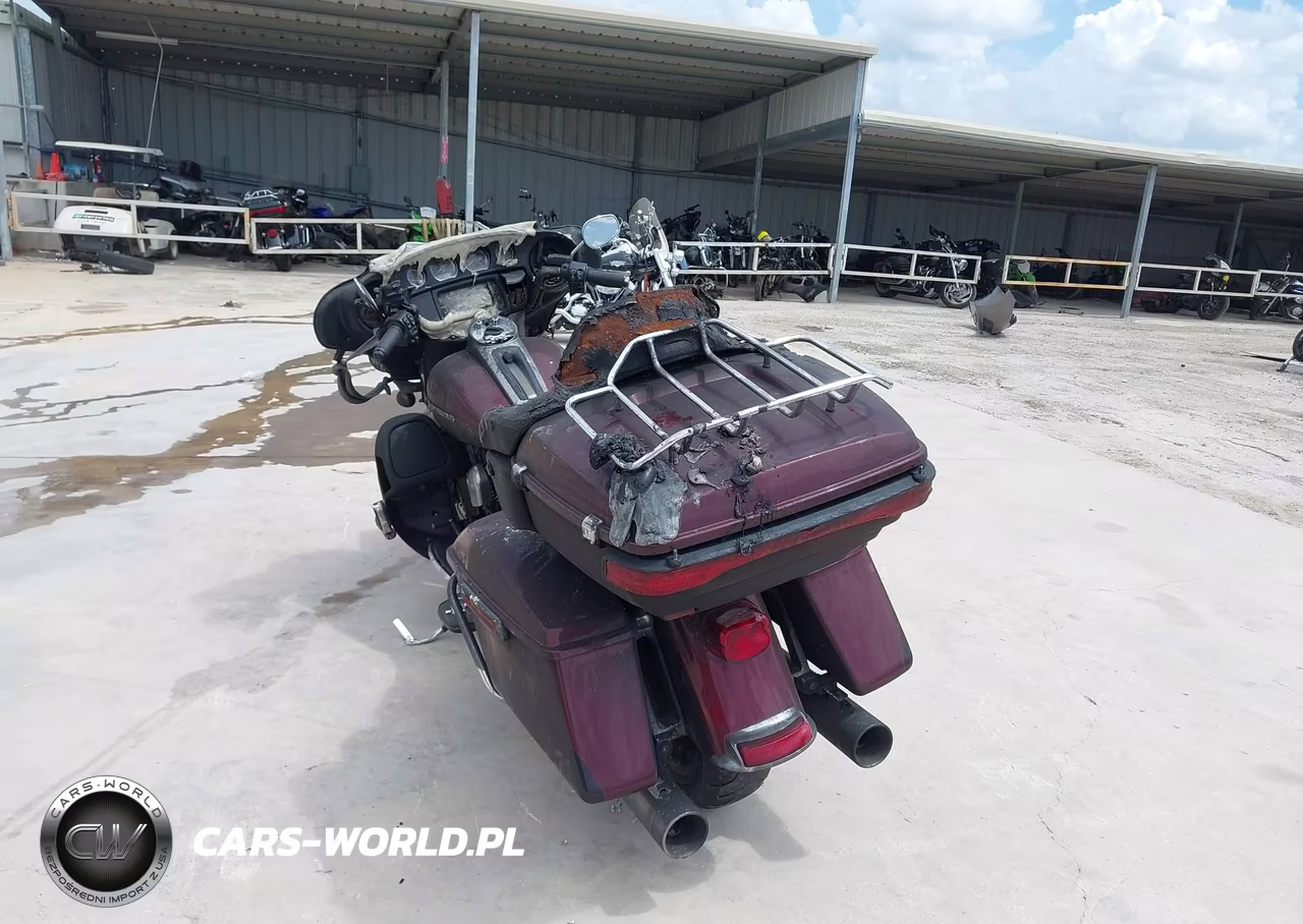 2014 Harley-Davidson Flhtk Electra Glide Ultra Ltd VIN:1HD1KEL1XEB707620 - 3