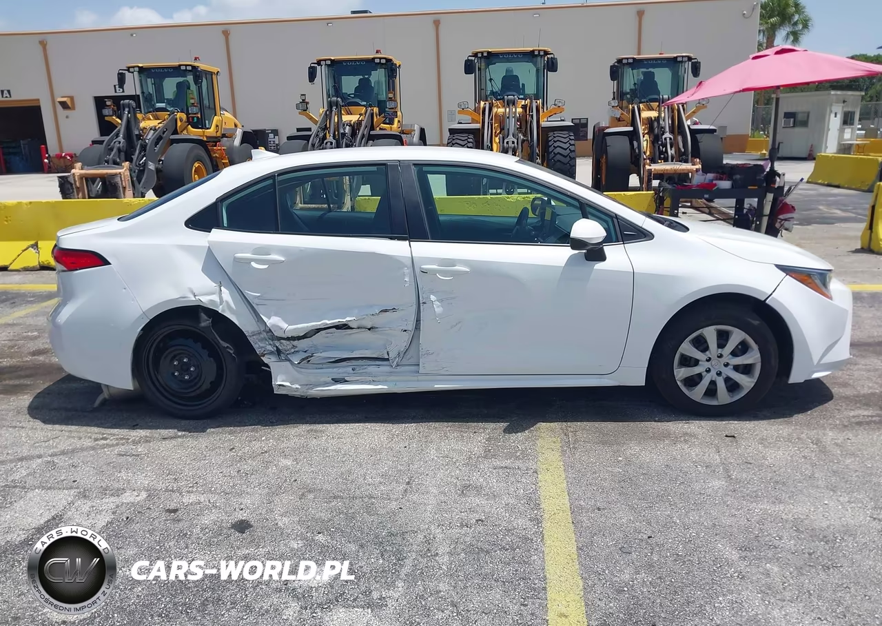 2026 Toyota Corolla Le VIN:5YFB4MDEXTP408767 - 14