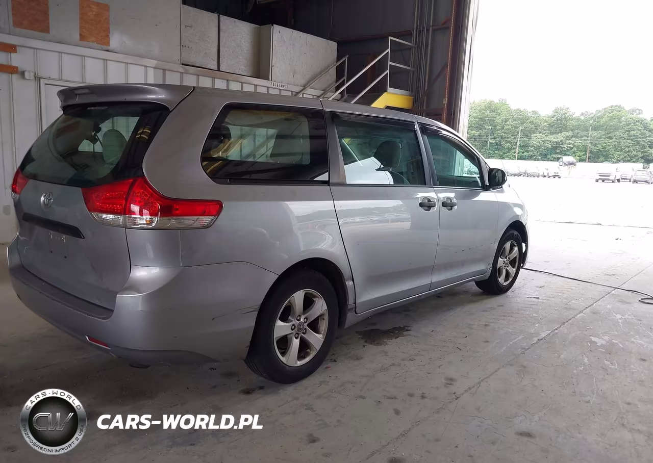 2012 Toyota Sienna Base V6 7 Passenger VIN:5TDZK3DCXCS226670 - 4