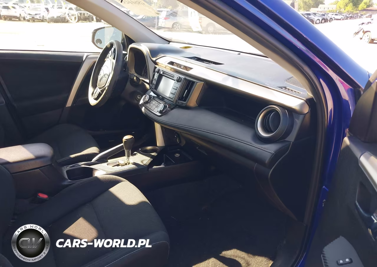 2015 Toyota Rav4 Xle VIN:2T3RFREV9FW254132 - 5