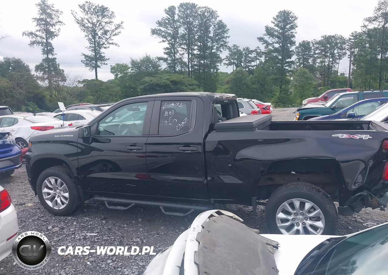 2019 Chevrolet Silverado 1500 Custom VIN:1GCRYBEF6KZ179863 - 14
