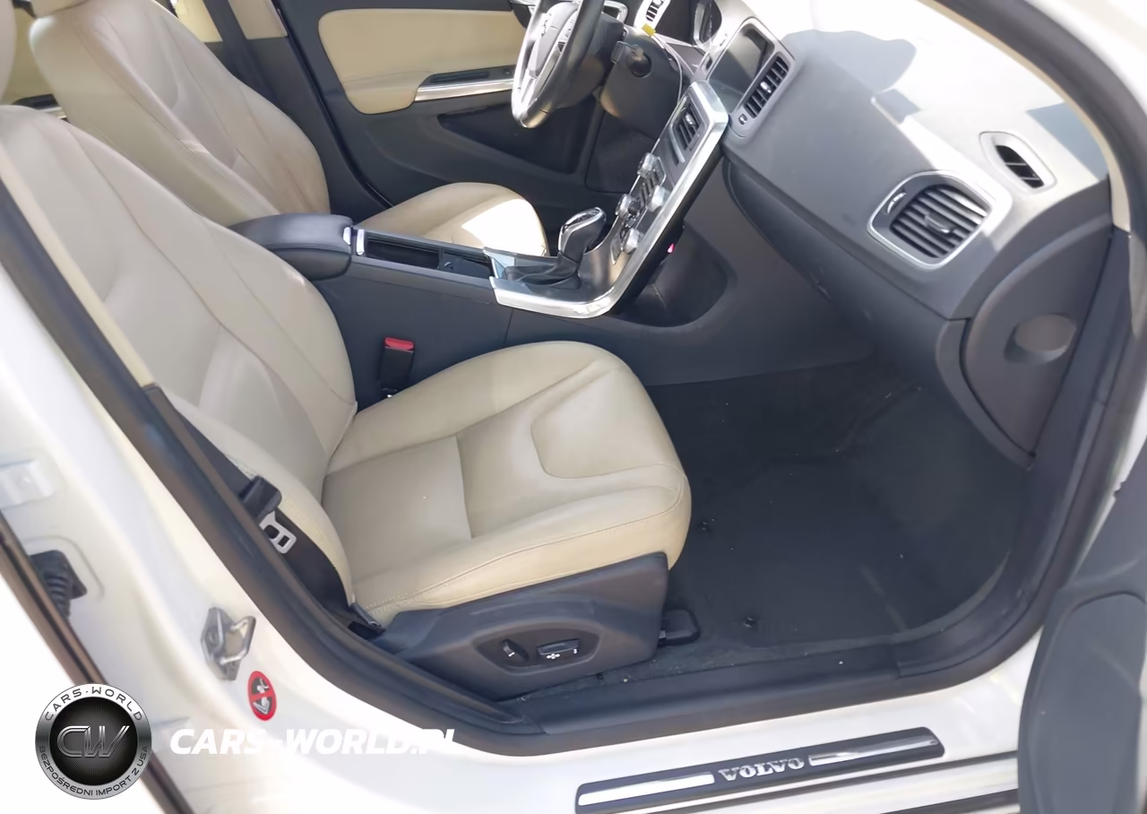 2016 Volvo S60 T5 Drive-E Premier VIN:YV126MFKXG2411664 - 5