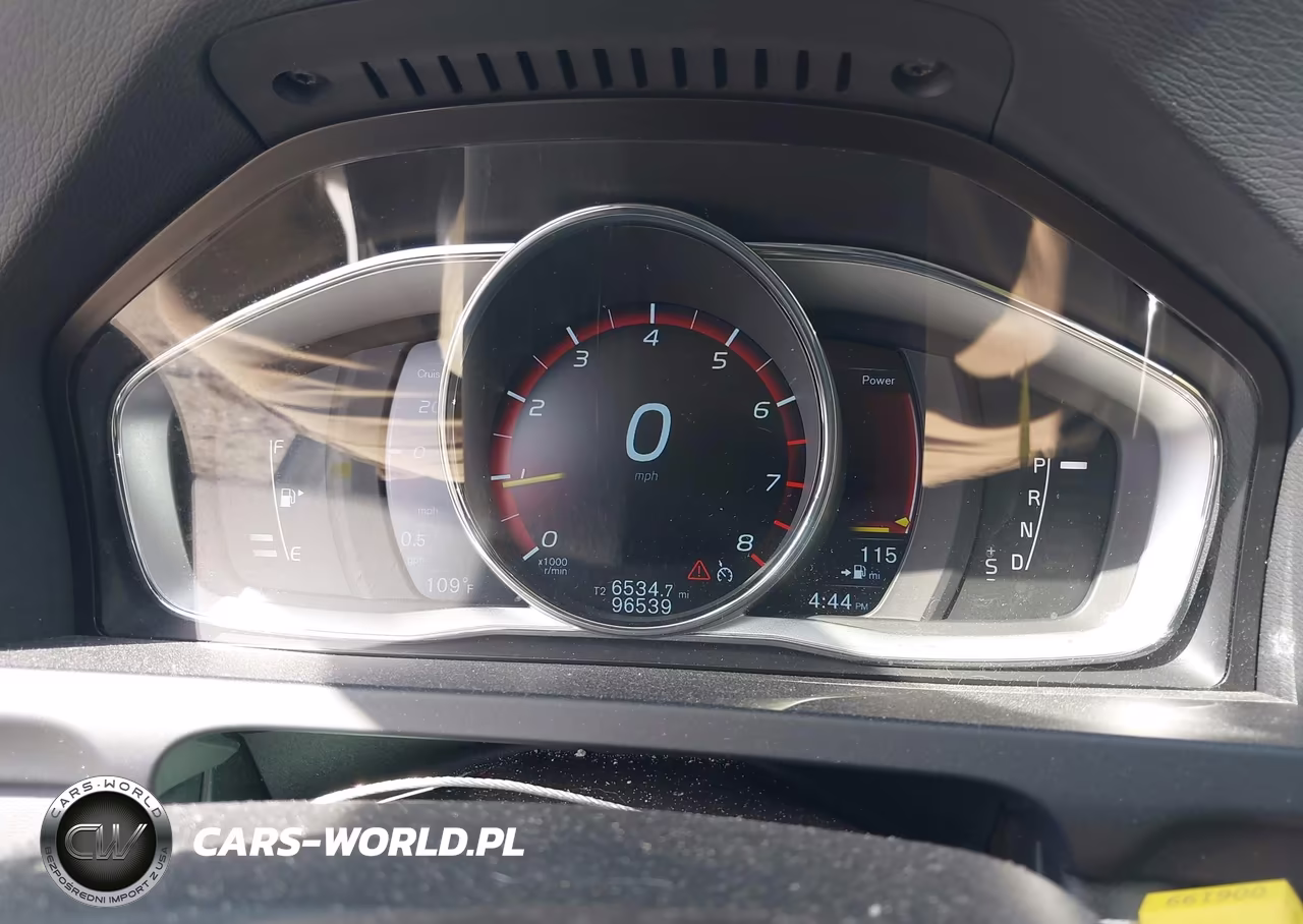 2016 Volvo S60 T5 Drive-E Premier VIN:YV126MFKXG2411664 - 7