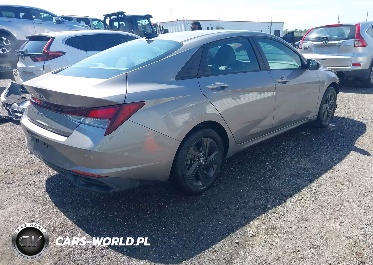 2021 Hyundai Elantra Sel VIN:KMHLS4AG2MU066358 - 4