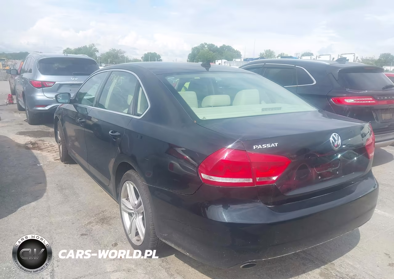 2014 Volkswagen Passat 1.8T Se VIN:1VWBT7A3XEC041014 - 3