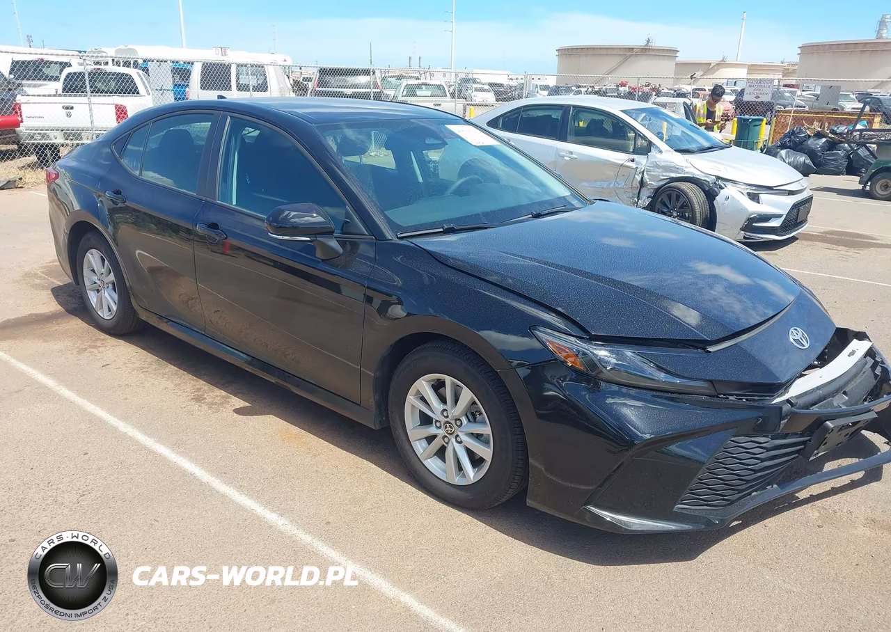 2025 Toyota Camry Le