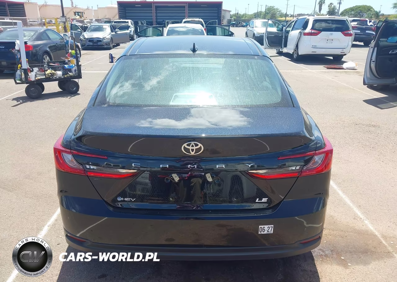 2025 Toyota Camry Le VIN:4T1DAACK6SU609716 - 16