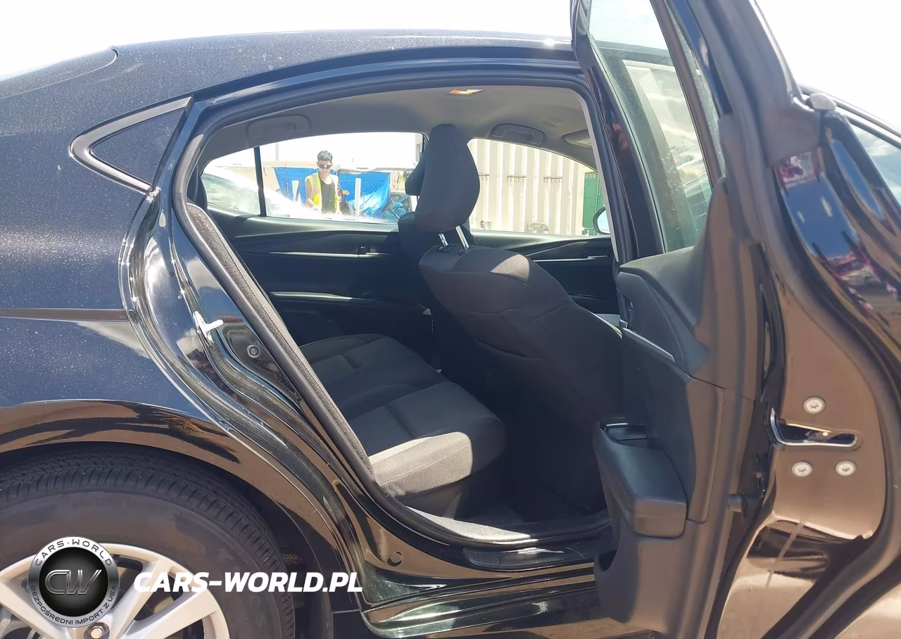 2025 Toyota Camry Le VIN:4T1DAACK6SU609716 - 8
