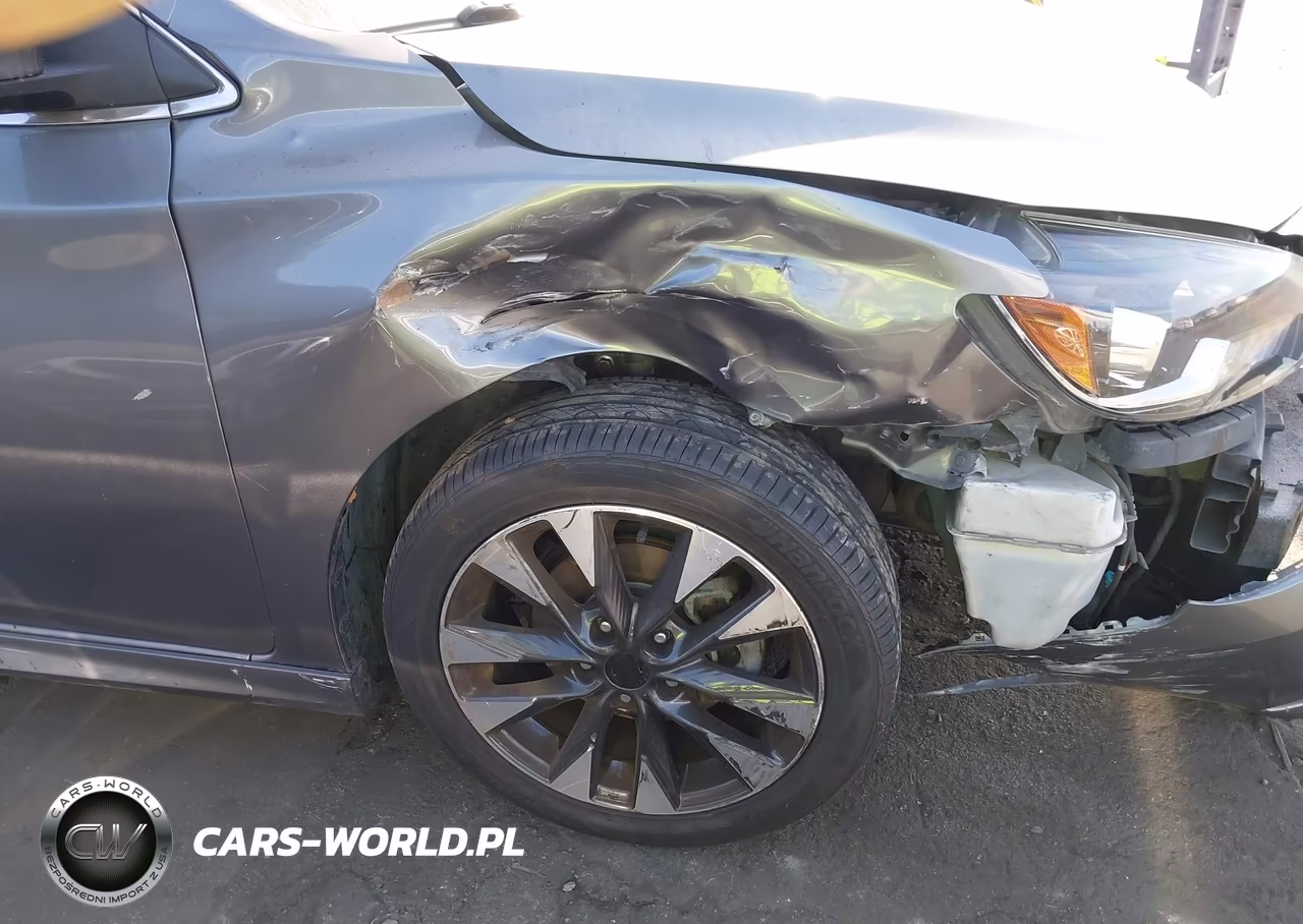 2019 Nissan Sentra Sr VIN:3N1AB7AP3KY353119 - 6