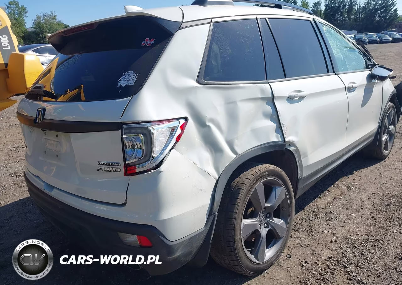 2019 Honda Passport Touring VIN:5FNYF8H93KB008617 - 19