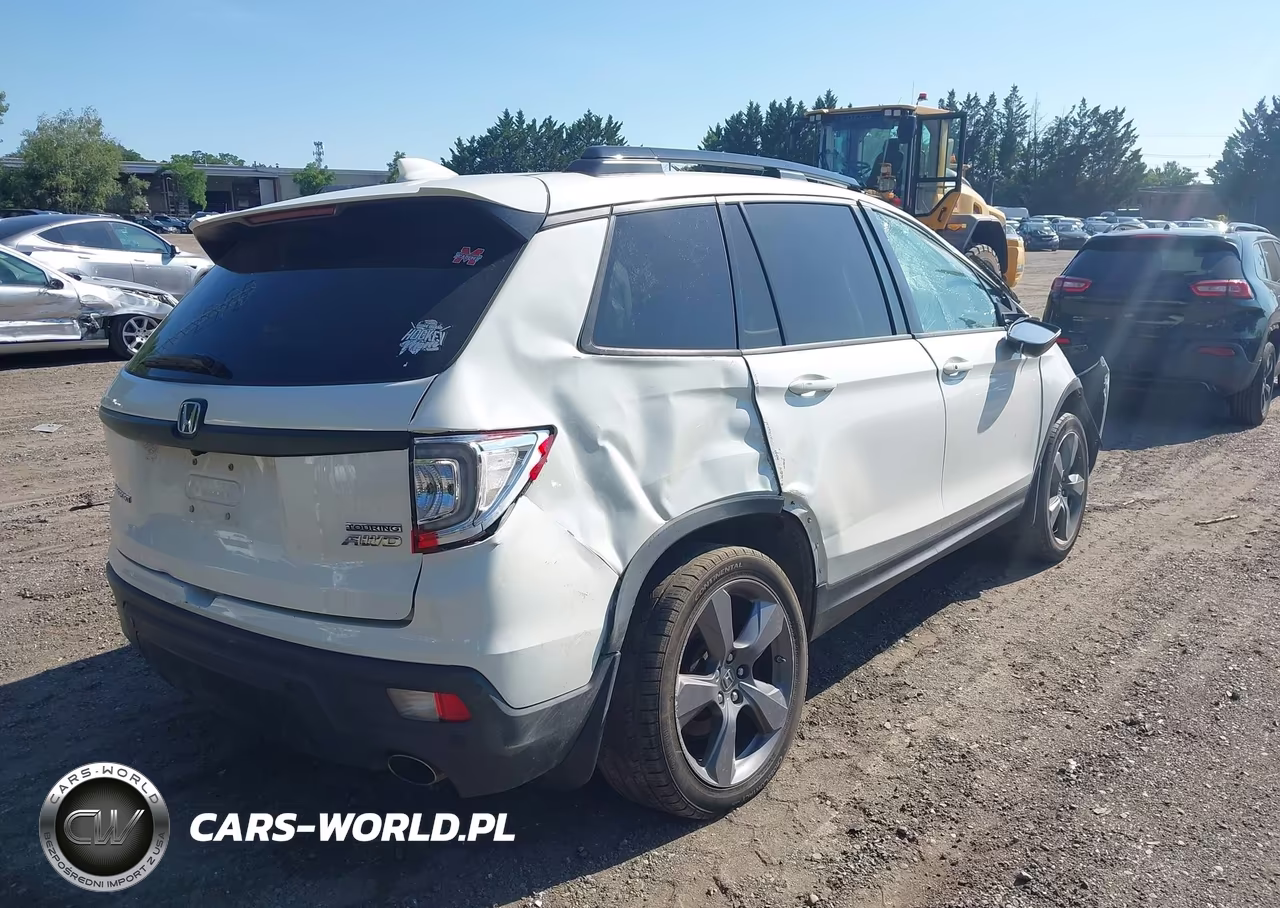 2019 Honda Passport Touring VIN:5FNYF8H93KB008617 - 4
