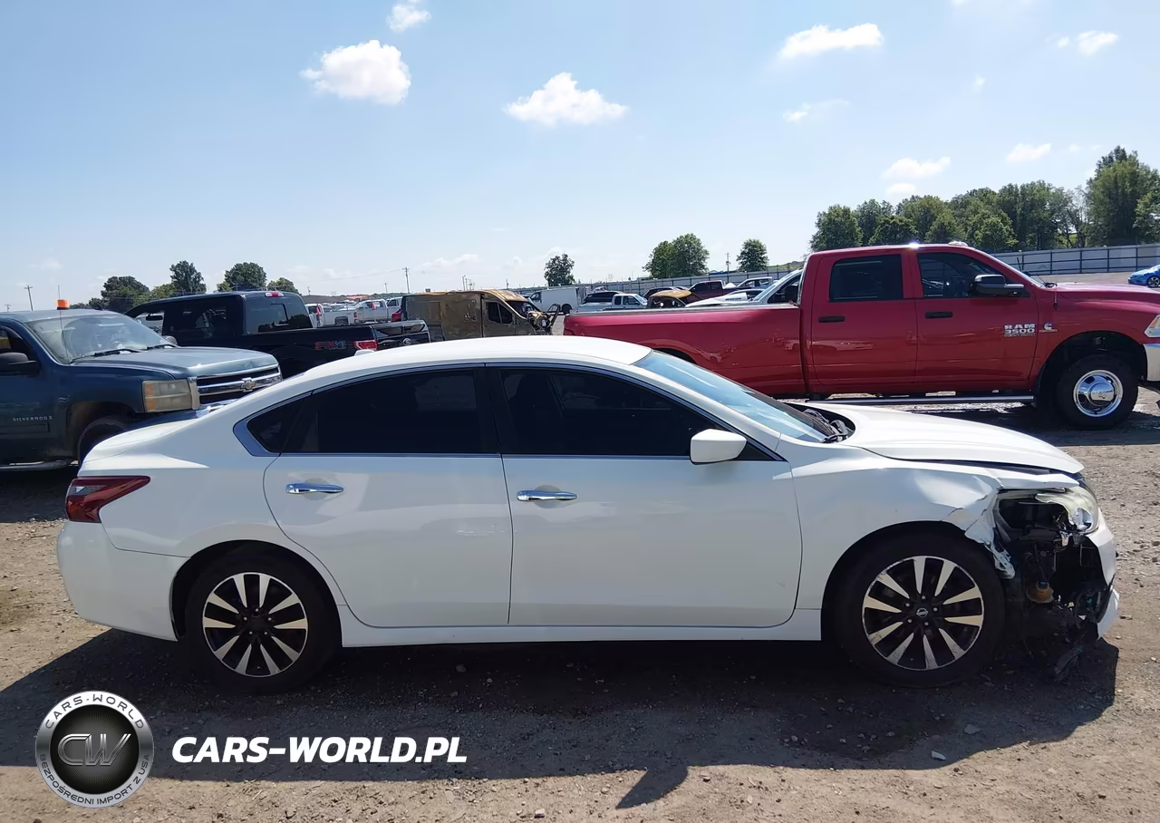 2018 Nissan Altima 2.5 Sv VIN:1N4AL3AP4JC136324 - 13