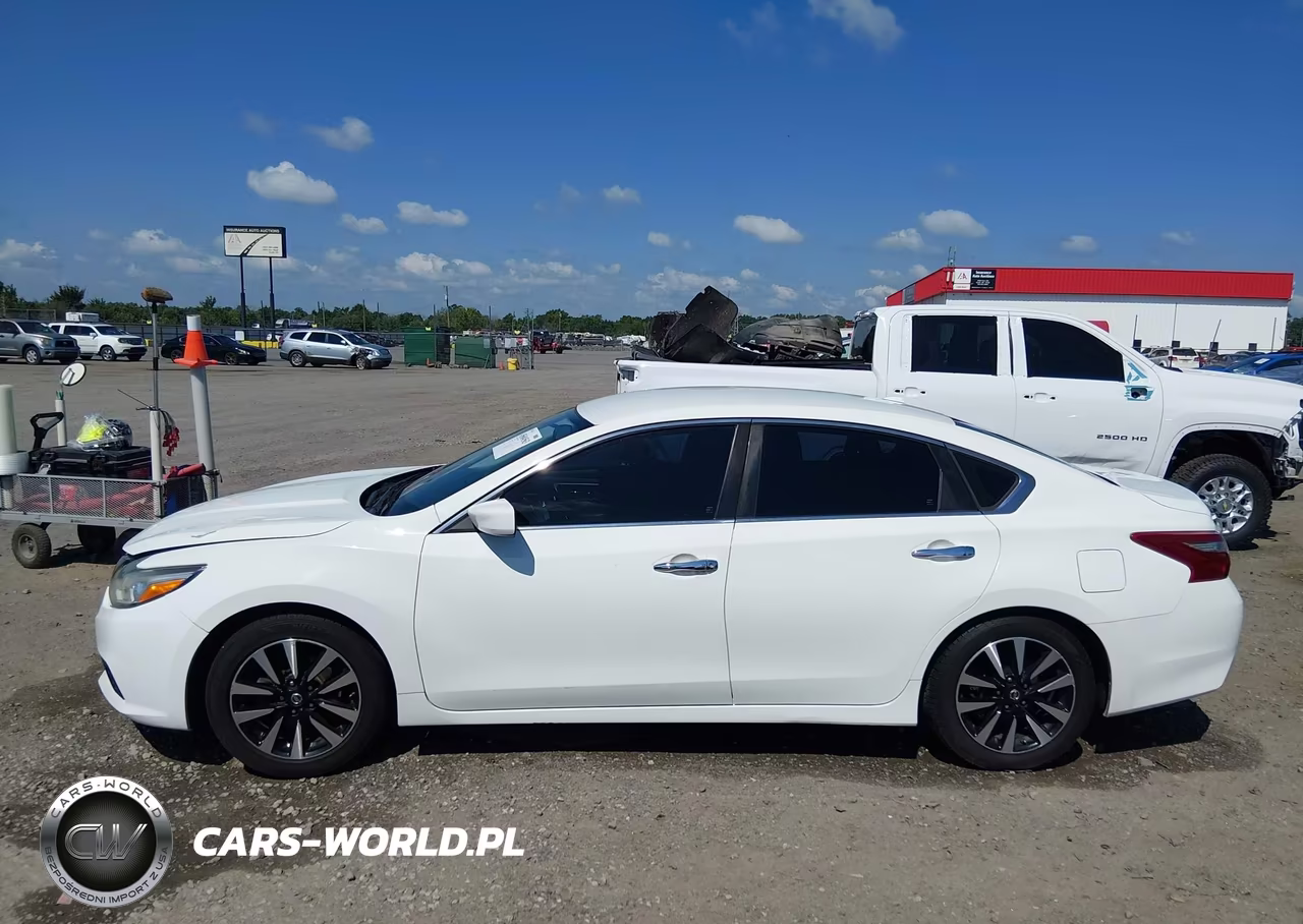 2018 Nissan Altima 2.5 Sv VIN:1N4AL3AP4JC136324 - 14