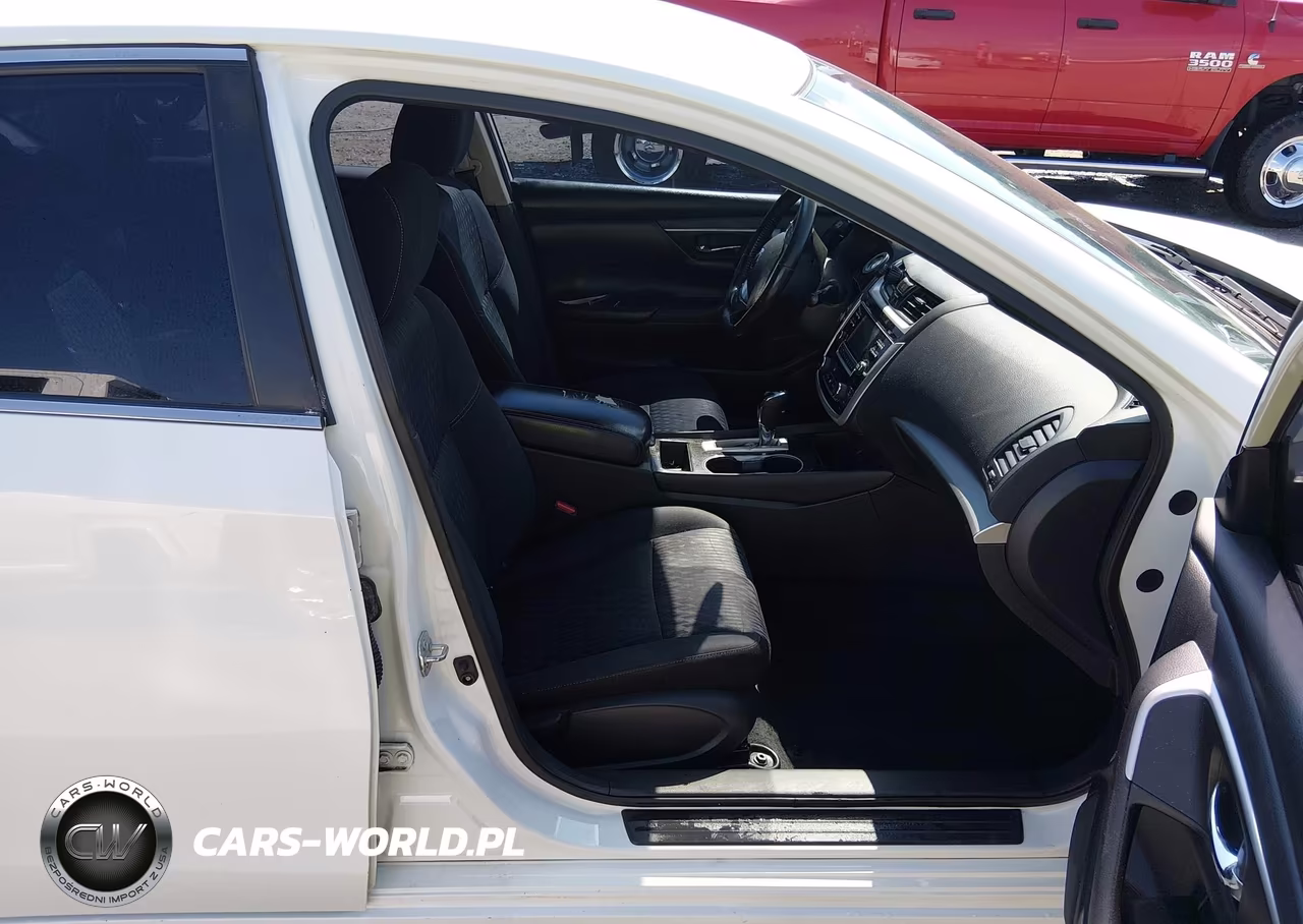 2018 Nissan Altima 2.5 Sv VIN:1N4AL3AP4JC136324 - 5