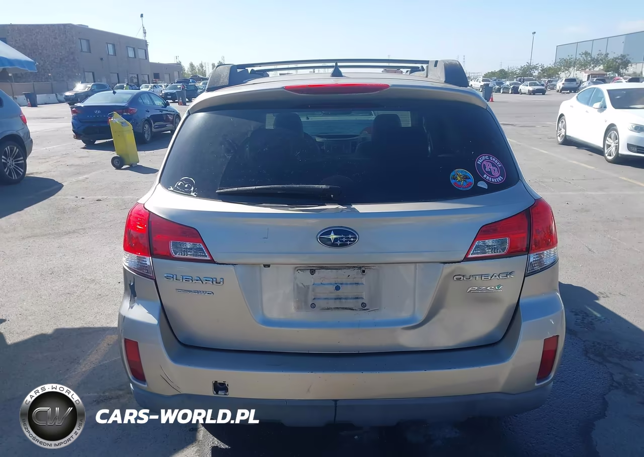 2014 Subaru Outback 2.5I Limited VIN:4S4BRBLC6E3327035 - 17
