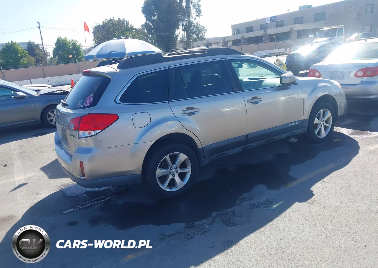 2014 Subaru Outback 2.5I Limited VIN:4S4BRBLC6E3327035 - 4