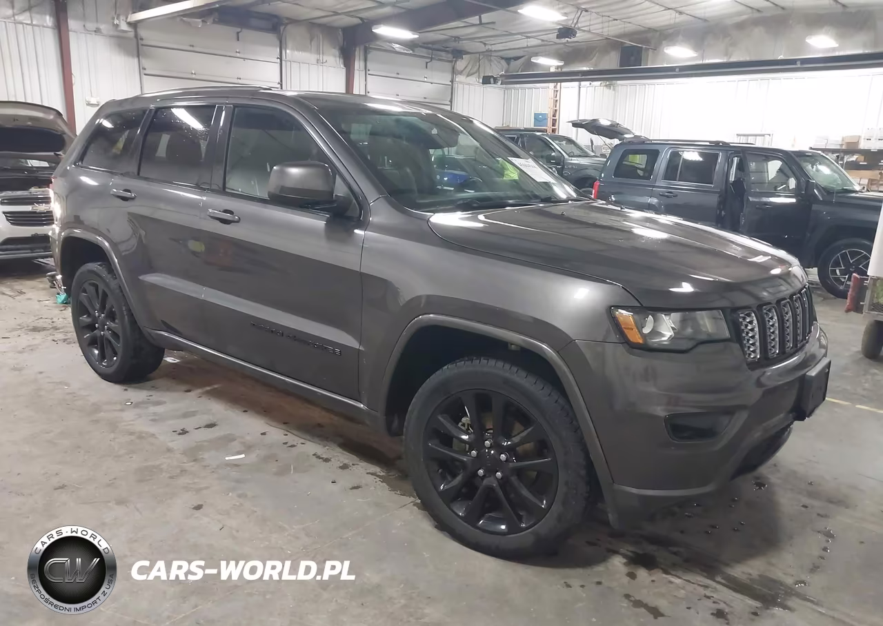 2019 Jeep Grand Cherokee Altitude 4X4 – zdjęcie 1 z 18
