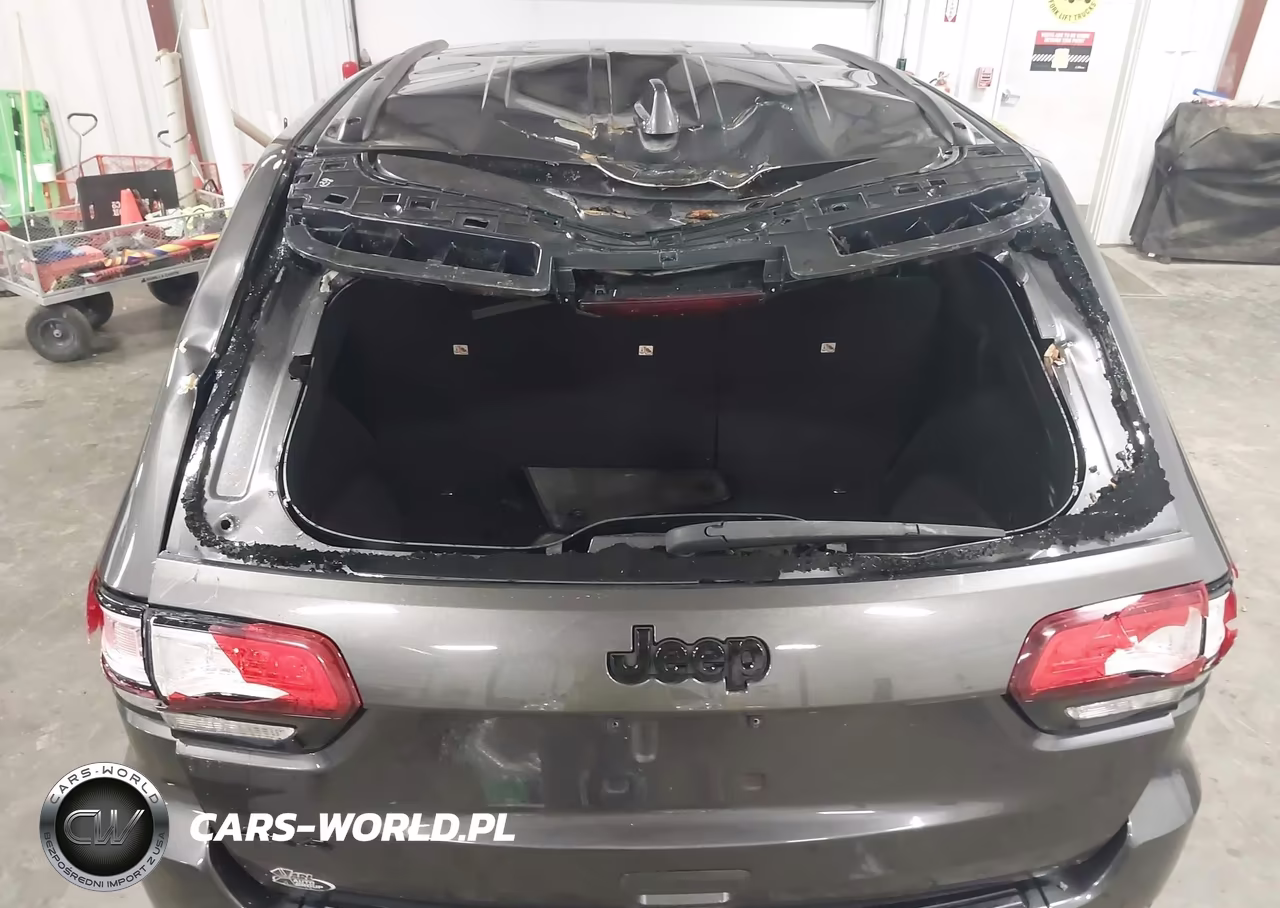 2019 Jeep Grand Cherokee Altitude 4X4 VIN:1C4RJFAG7KC793303 - 6
