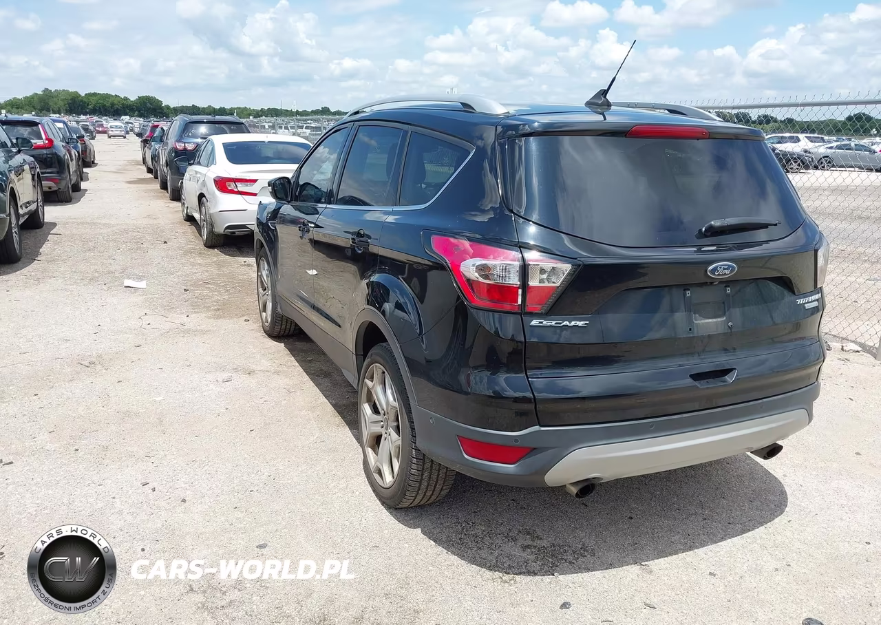 2018 Ford Escape Titanium VIN:1FMCU0J97JUD49869 - 3