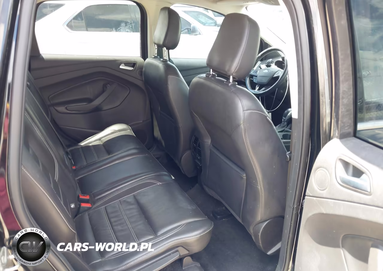 2018 Ford Escape Titanium VIN:1FMCU0J97JUD49869 - 8