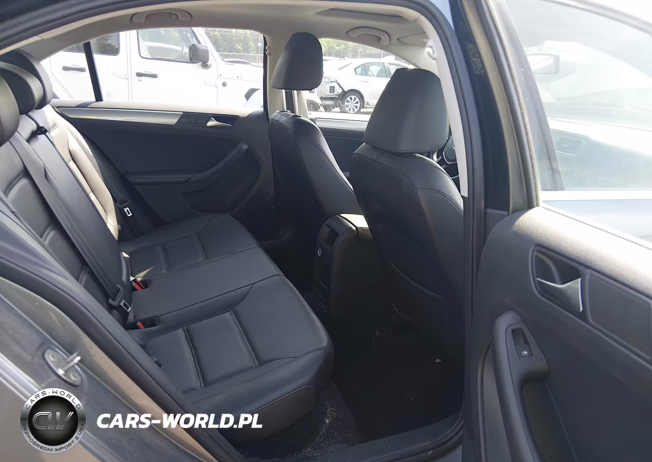 2018 Volkswagen Jetta 1.4T Se-1.4T Wolfsburg Edition VIN:3VWDB7AJXJM233200 - 8