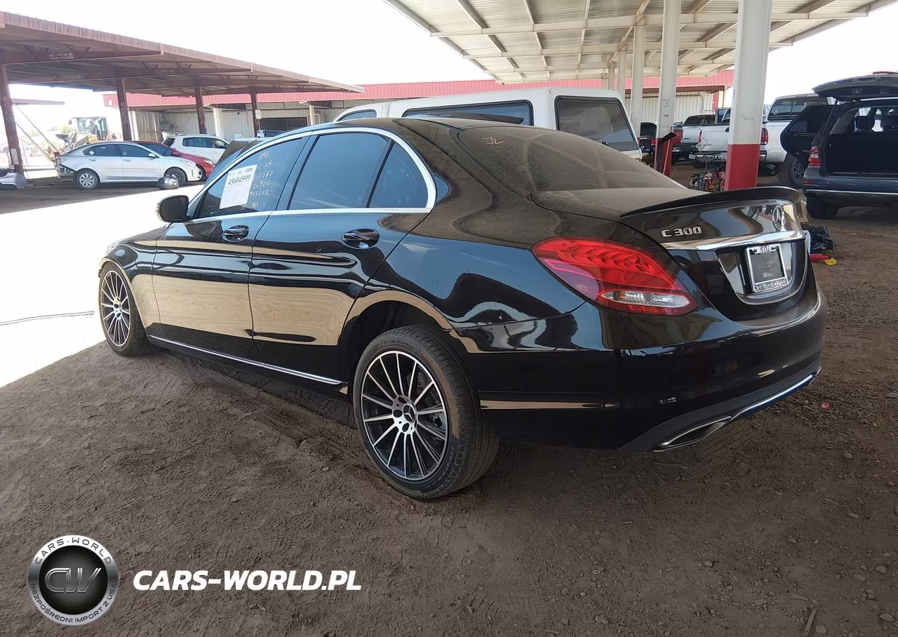 2018 Mercedes-Benz C 300 VIN:WDDWF4JB5JR410585 - 3