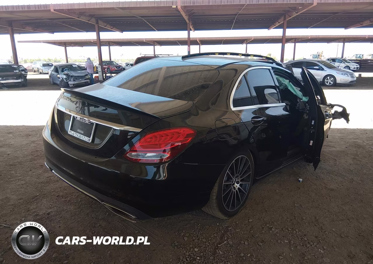 2018 Mercedes-Benz C 300 VIN:WDDWF4JB5JR410585 - 4