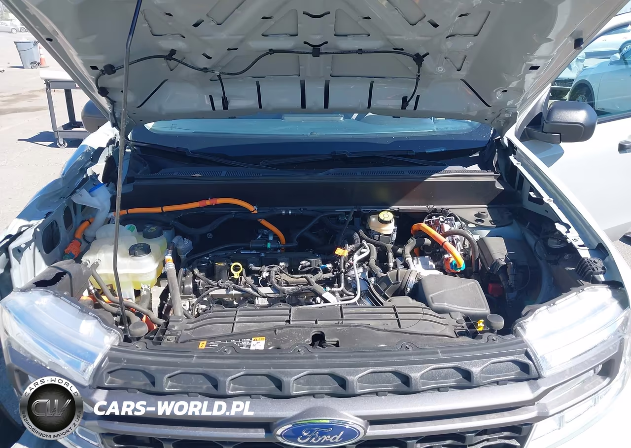 2023 Ford Maverick Xlt VIN:3FTTW8E33PRA56263 - 10