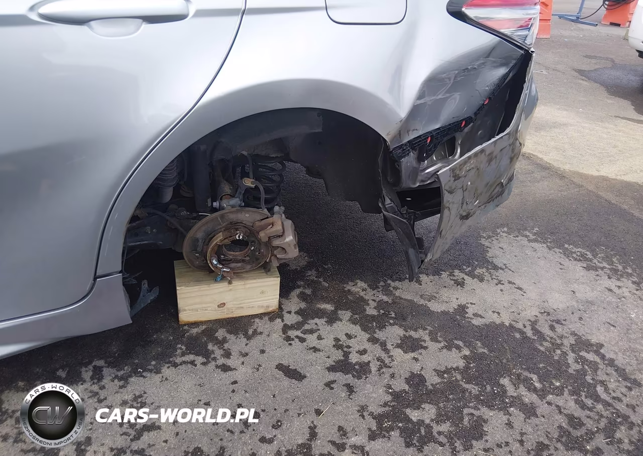 2019 Toyota Camry Se VIN:4T1B11HK3KU705190 - 17