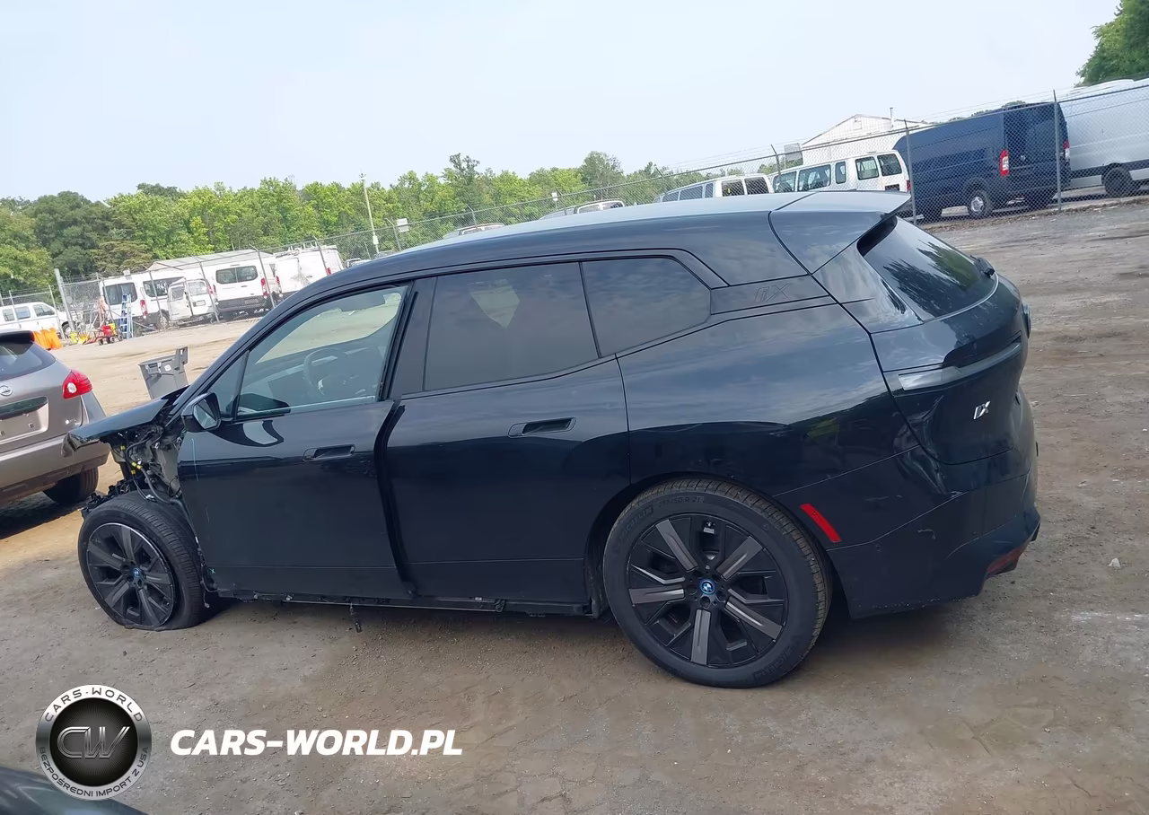 2024 BMW Ix xDrive50 VIN:WB523CF0XRCN27186 - 14