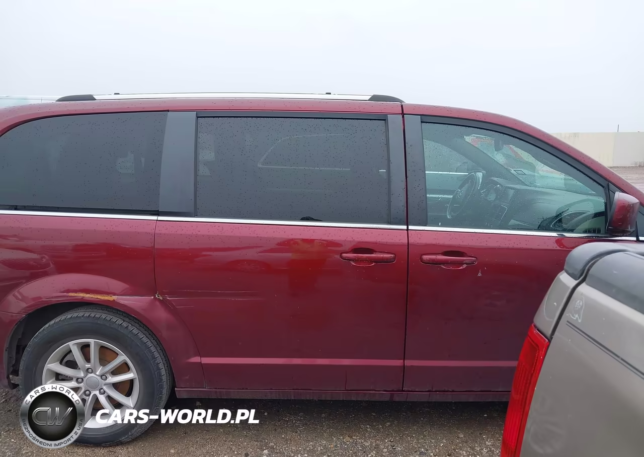 2019 Dodge Grand Caravan Sxt VIN:2C4RDGCG1KR770892 - 14