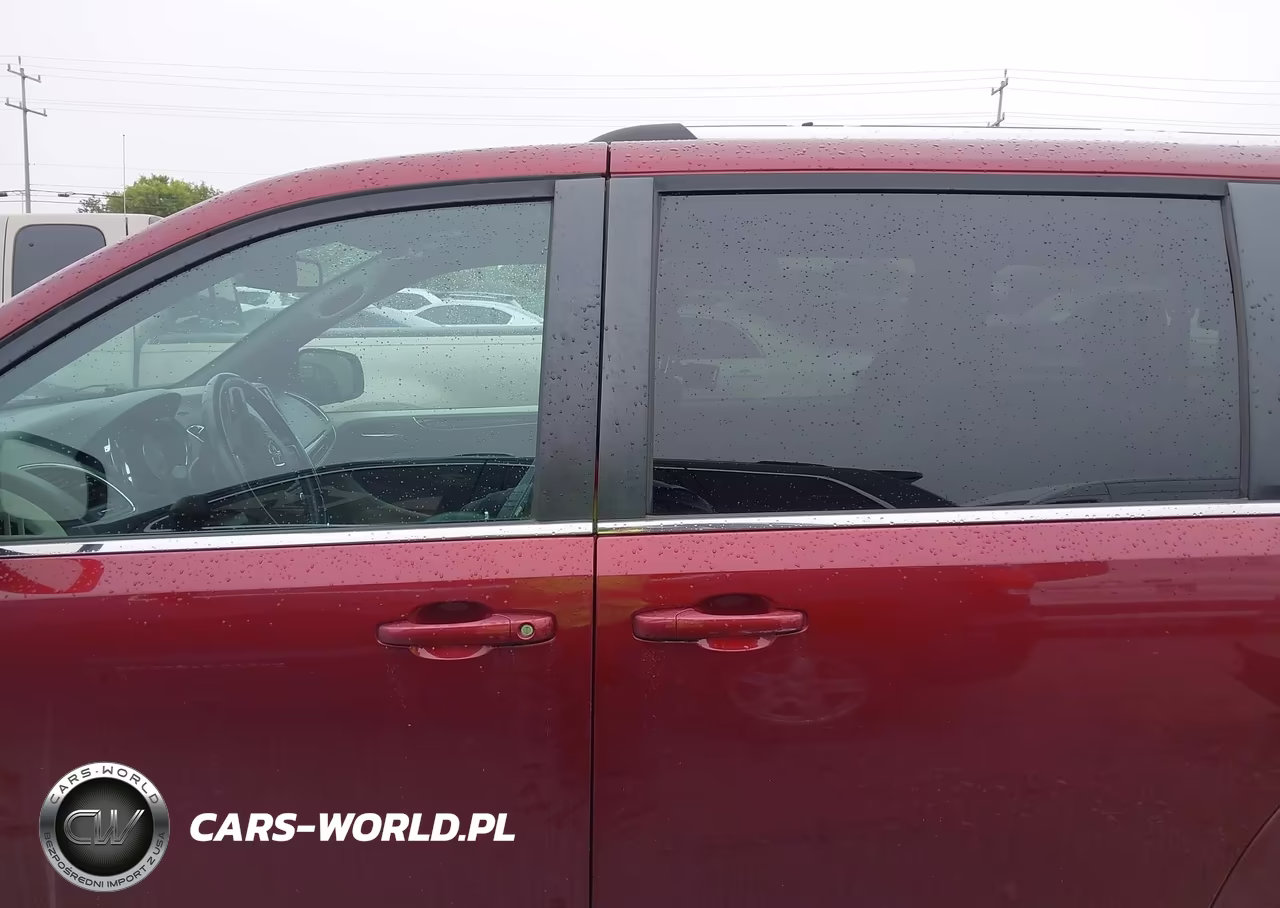 2019 Dodge Grand Caravan Sxt VIN:2C4RDGCG1KR770892 - 15