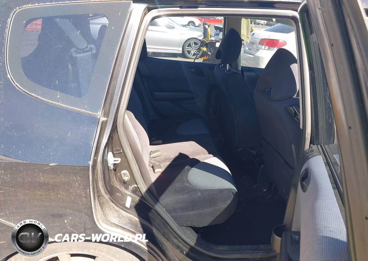 2007 Honda Fit VIN:JHMGD37497S051958 - 8