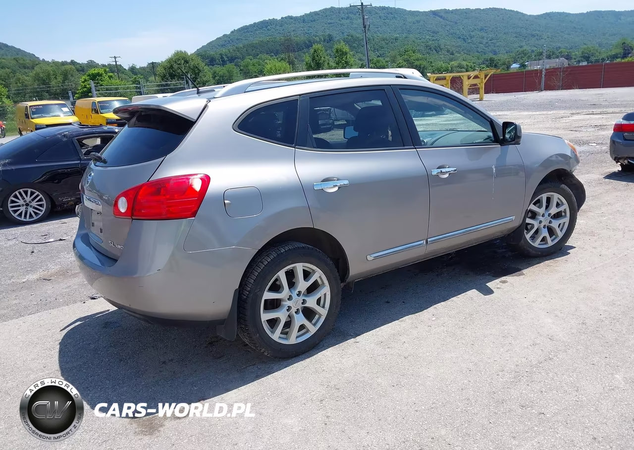 2013 Nissan Rogue Sv W-Sl Pkg VIN:JN8AS5MV9DW114796 - 4