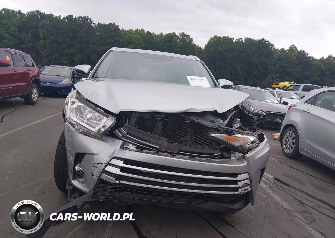 2019 Toyota Highlander Xle VIN:5TDKZRFH7KS574997 - 13