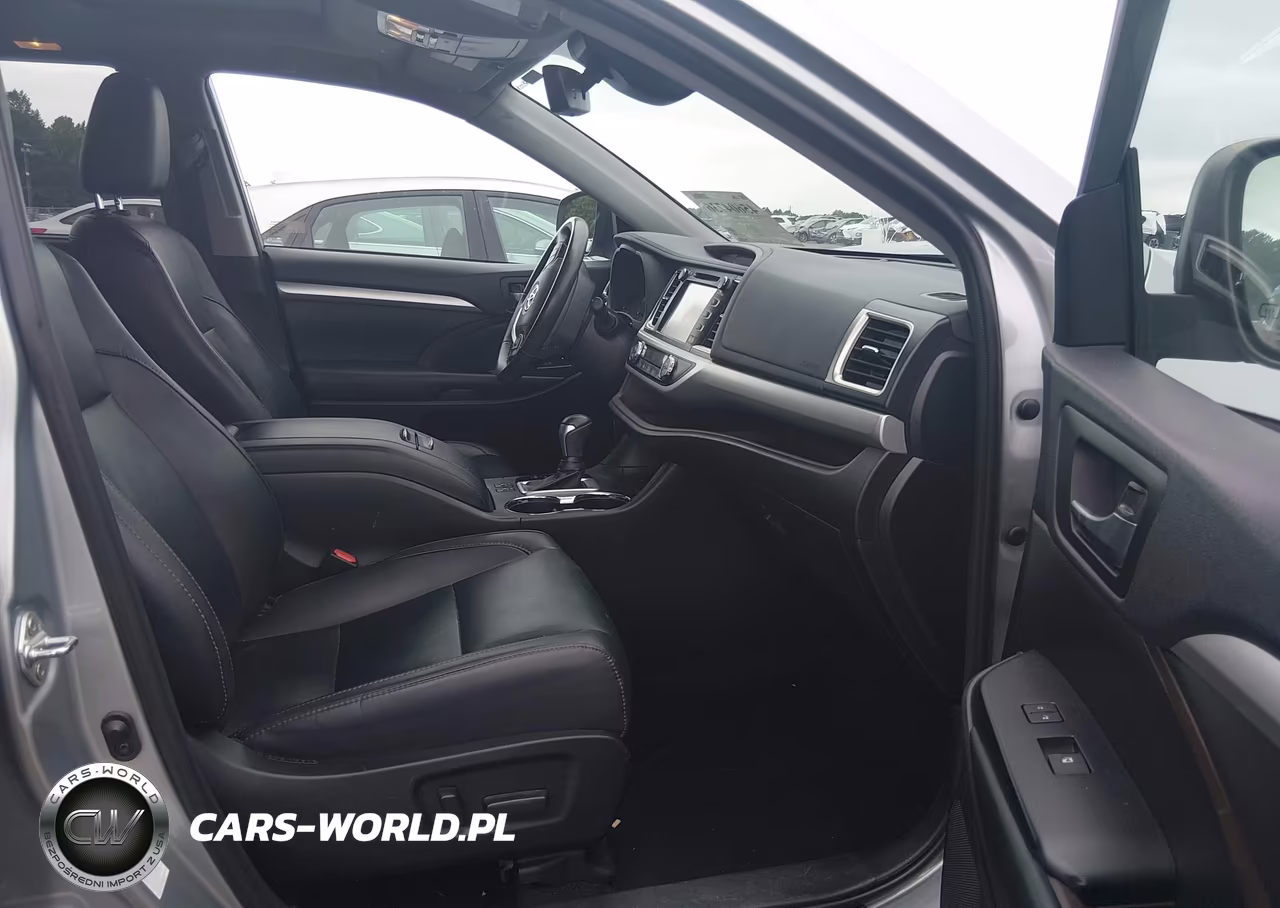2019 Toyota Highlander Xle VIN:5TDKZRFH7KS574997 - 5