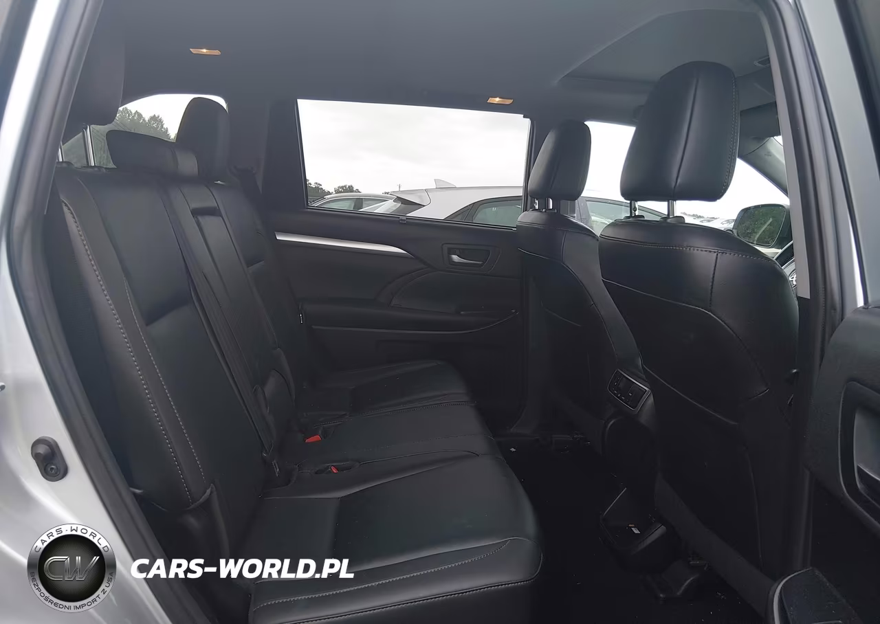 2019 Toyota Highlander Xle VIN:5TDKZRFH7KS574997 - 8